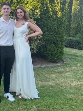 Davids Bridal White Scoop-Neck Dress